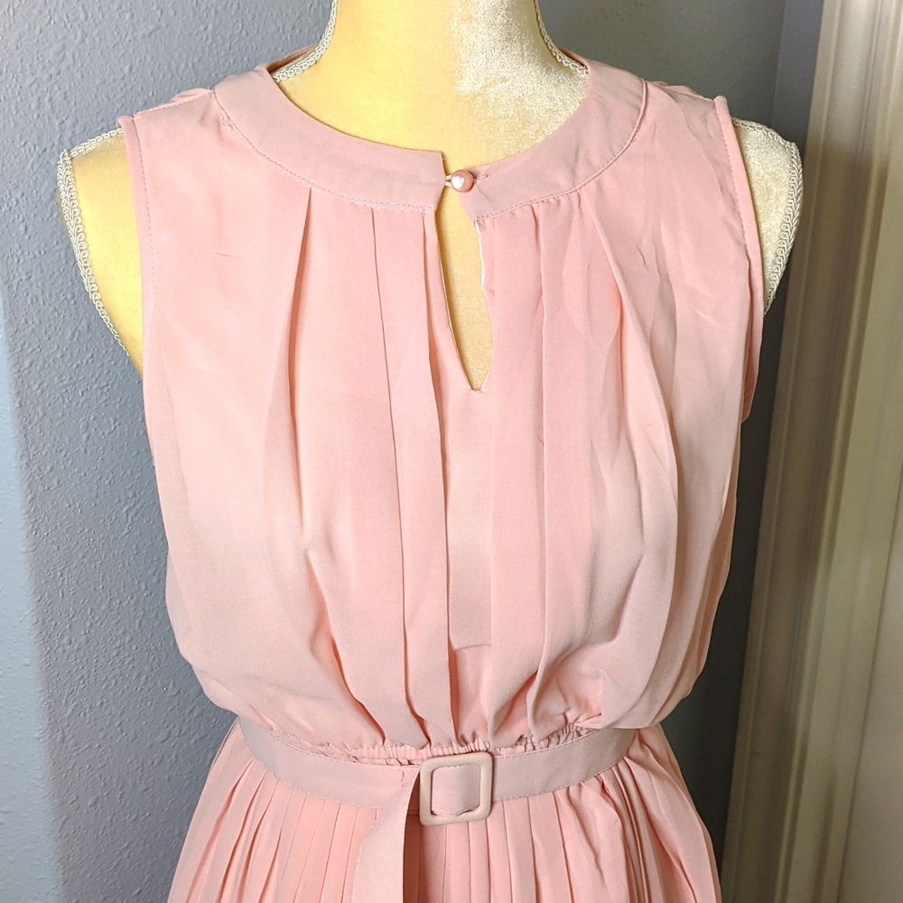 Pink dress